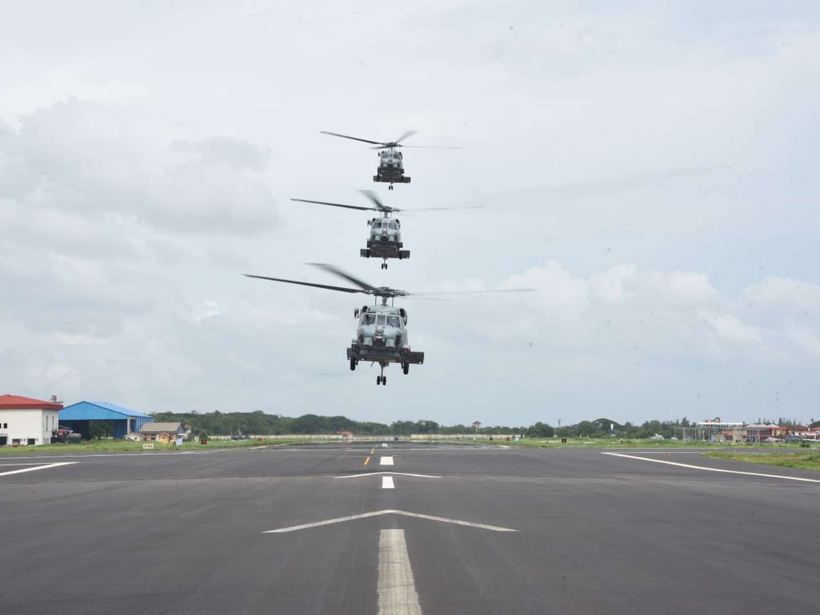Indian Navy to Commission INAS 335 (Ospreys) (Photo/X@indiannavy)
