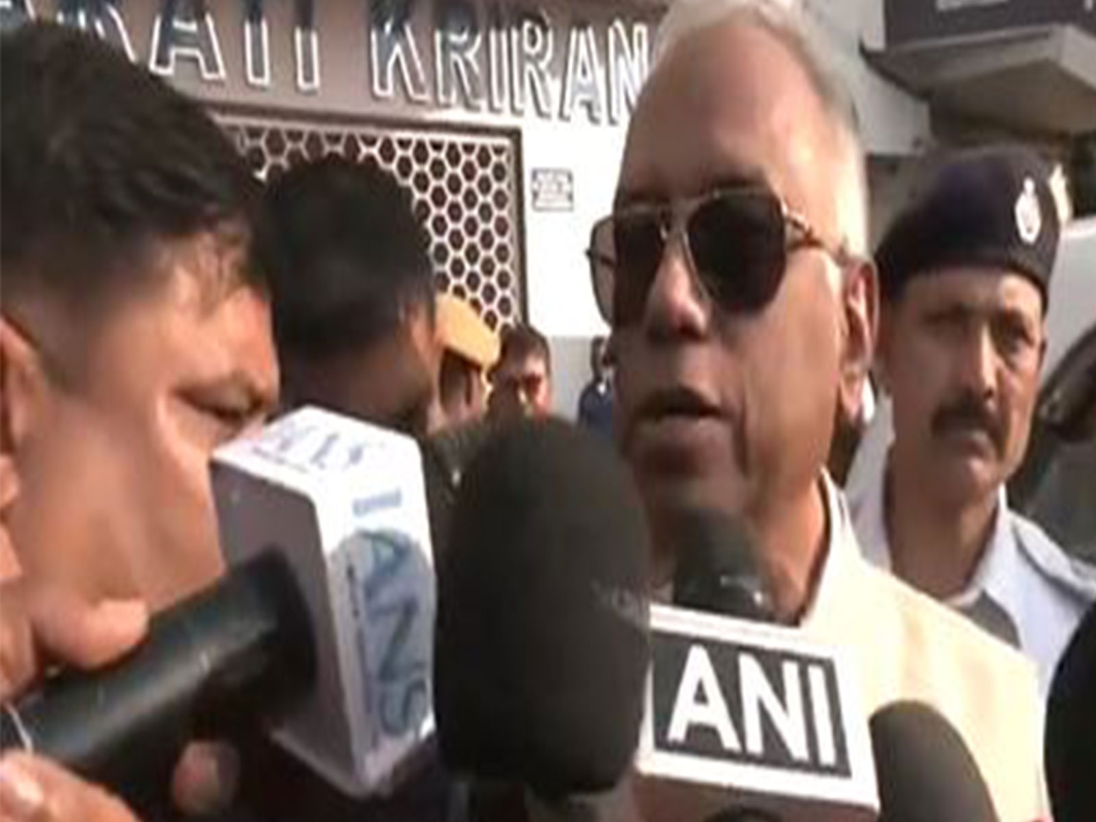 Retired Calcutta High Court judge Justice Ashim Kumar Ray. (Photo/ANI)