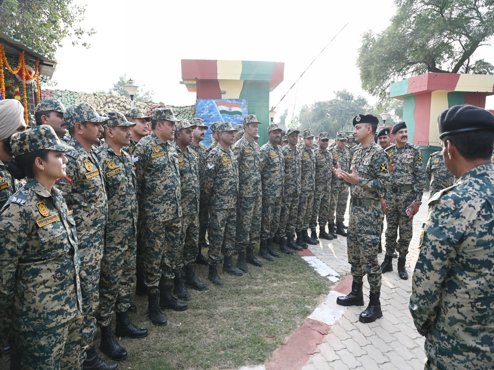BSF DG Praveen Kumar visits Jammu Frontier (Photo/BSF)