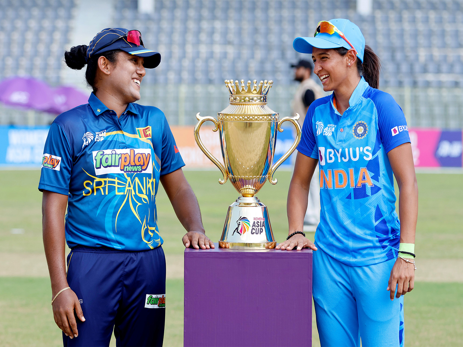 Indian skipper Harmanpreet Kaur and Sri Lankan skipper Chamari Athapaththu. (Photo/ANI) 