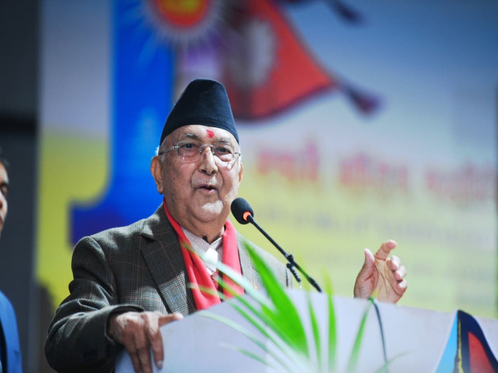 KP Sharma Oli addresses party cadres after being re-elected CPN-UML chairman in Kathmandu. (Image Source: Oli’s secretariat)