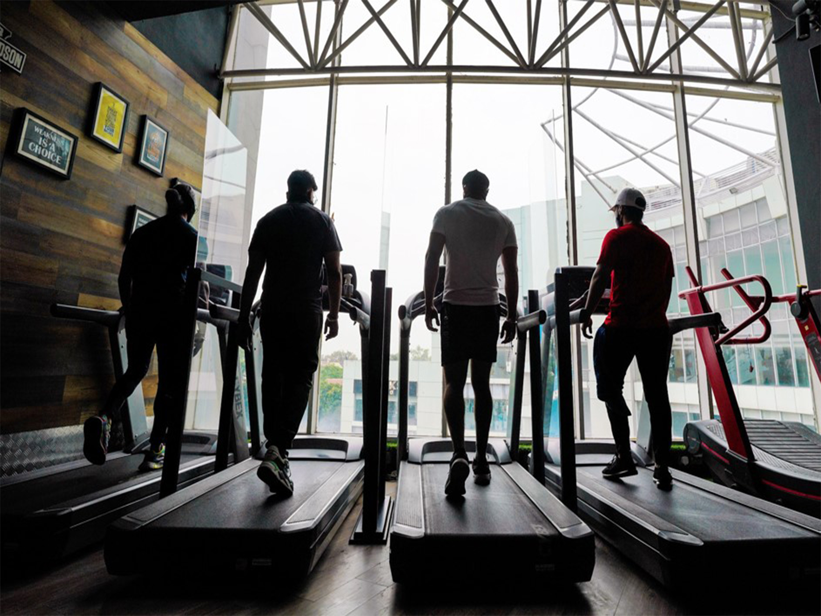 People walk on treadmills at Gym in New Delhi (File photo/ANI)