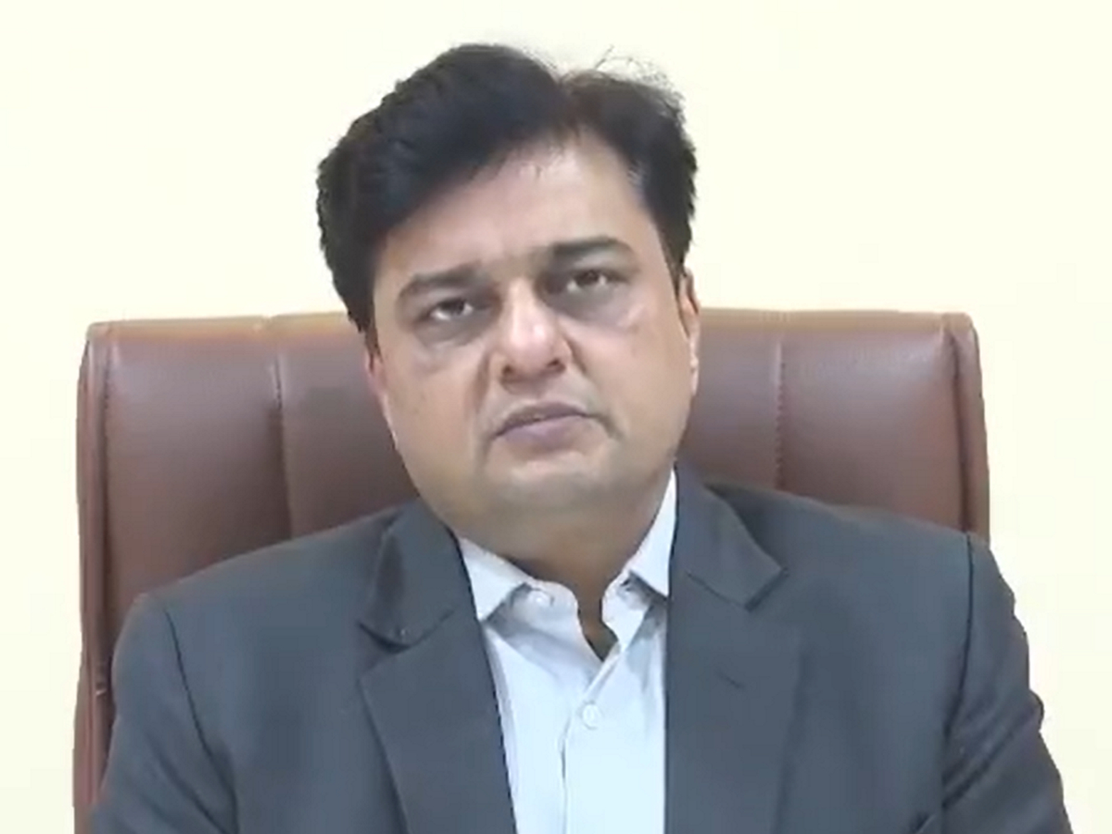 
    Over 73 lakh voter names removed in Gujarat during SIR
    