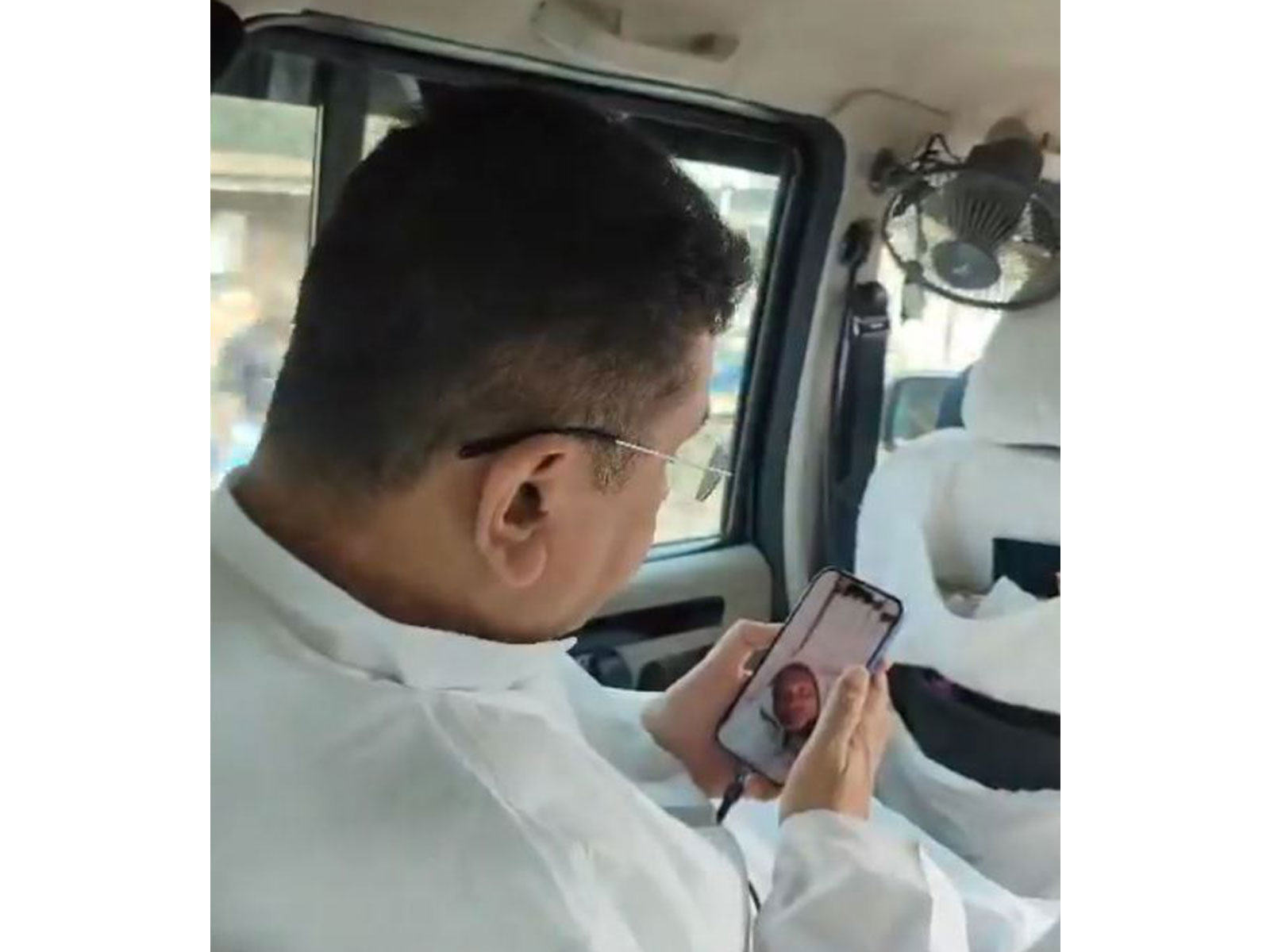 BJP MLA Suvendu Adhikari speaking to father of Dipu Chandra Das (Photo: Suvendu Adhikari)