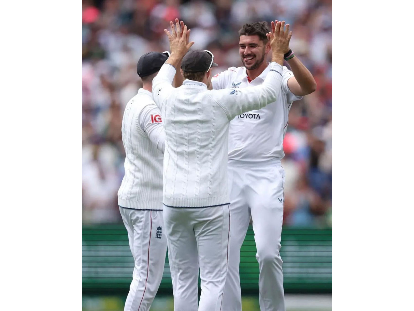 
    Ashes 4th Test: Atkinson-Tongue dismantle Australian top-order 
    