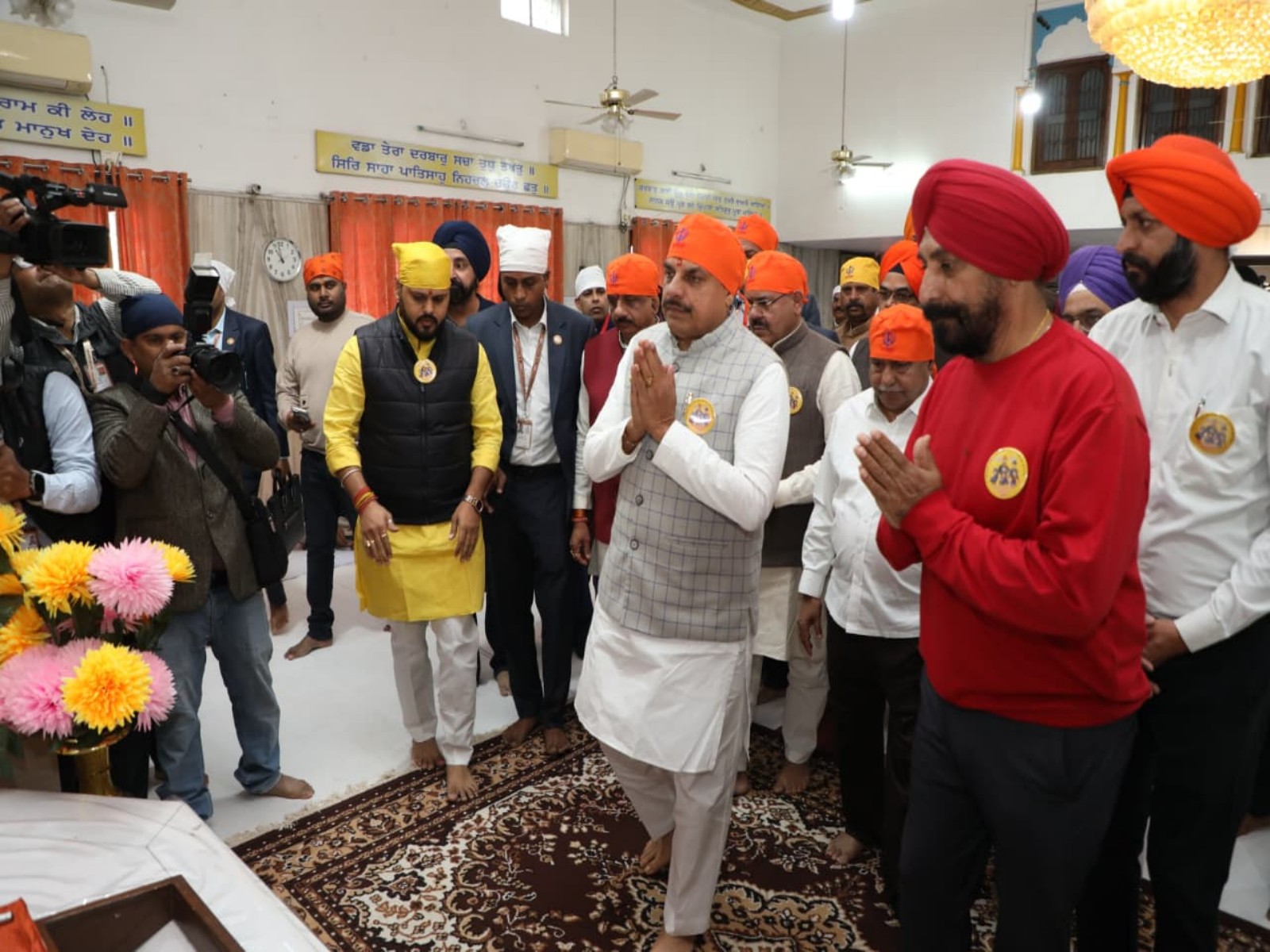 MP CM Mohan Yadav is paying tributes to Sahibzadas at a Gurudwara in Bhopal (Photo / CMO)