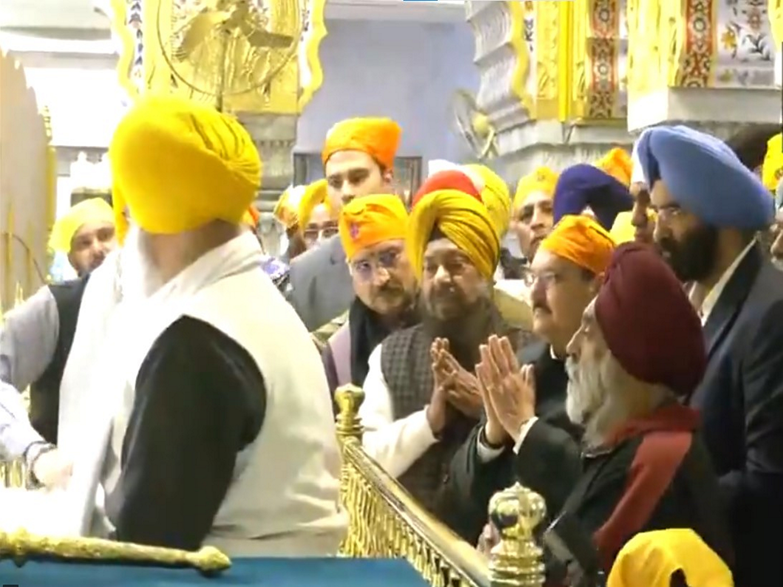 BJP National President and Union Minister JP Nadda offers prayers at Gurdwara Sis Ganj Sahib, Chandani Chowk (Photo/ANI)