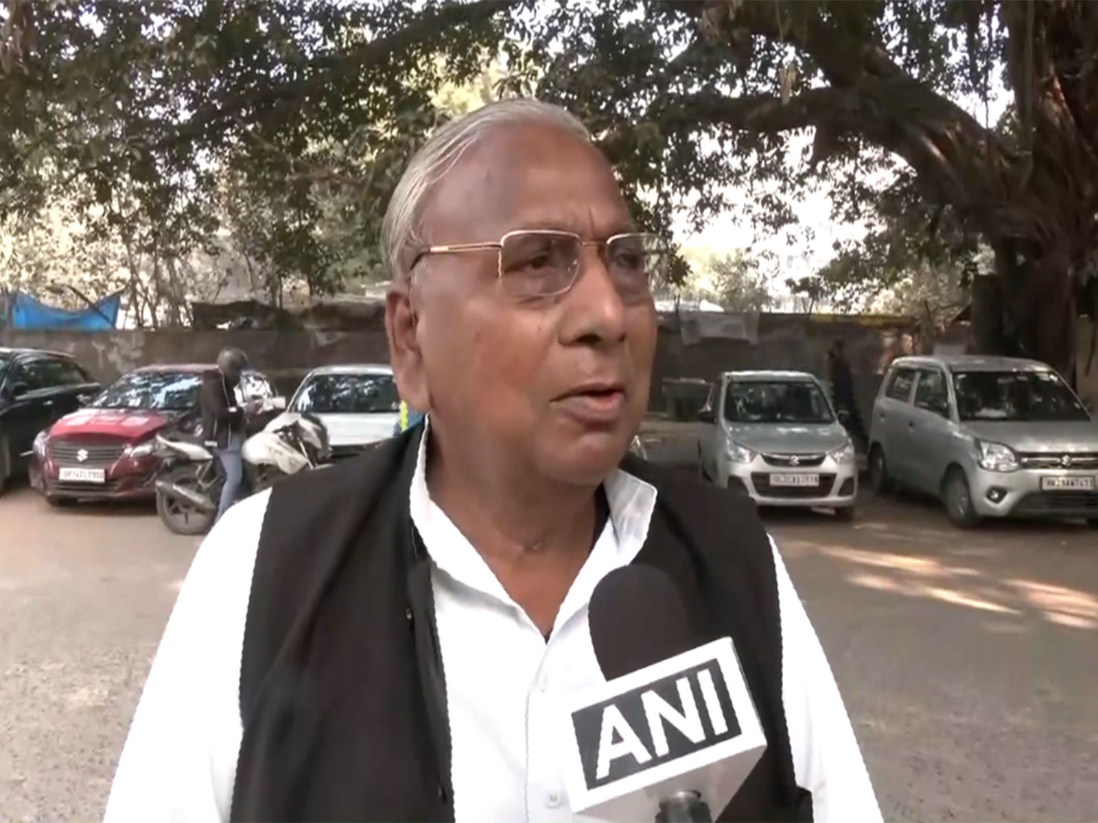 Congress leader V Hanumantha Rao (Photo/ANI)