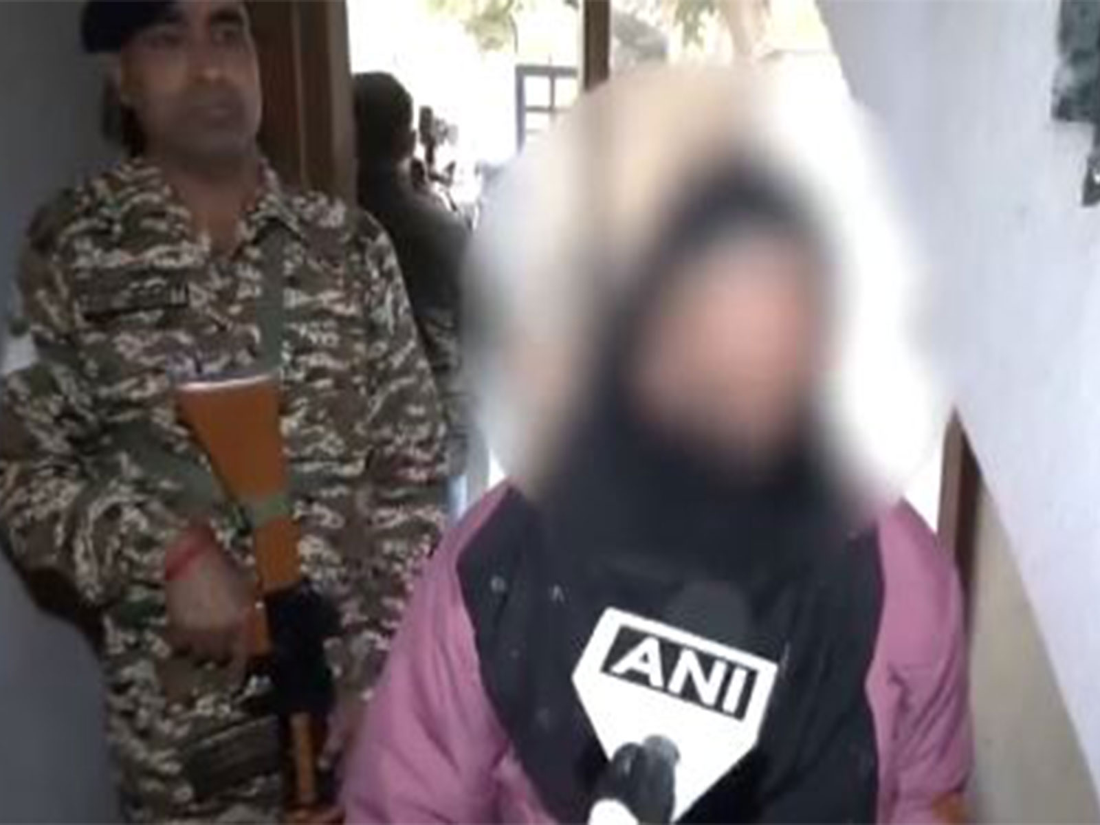 Unnao rape survivor speaking to media in Delhi. (Photo/ANI)