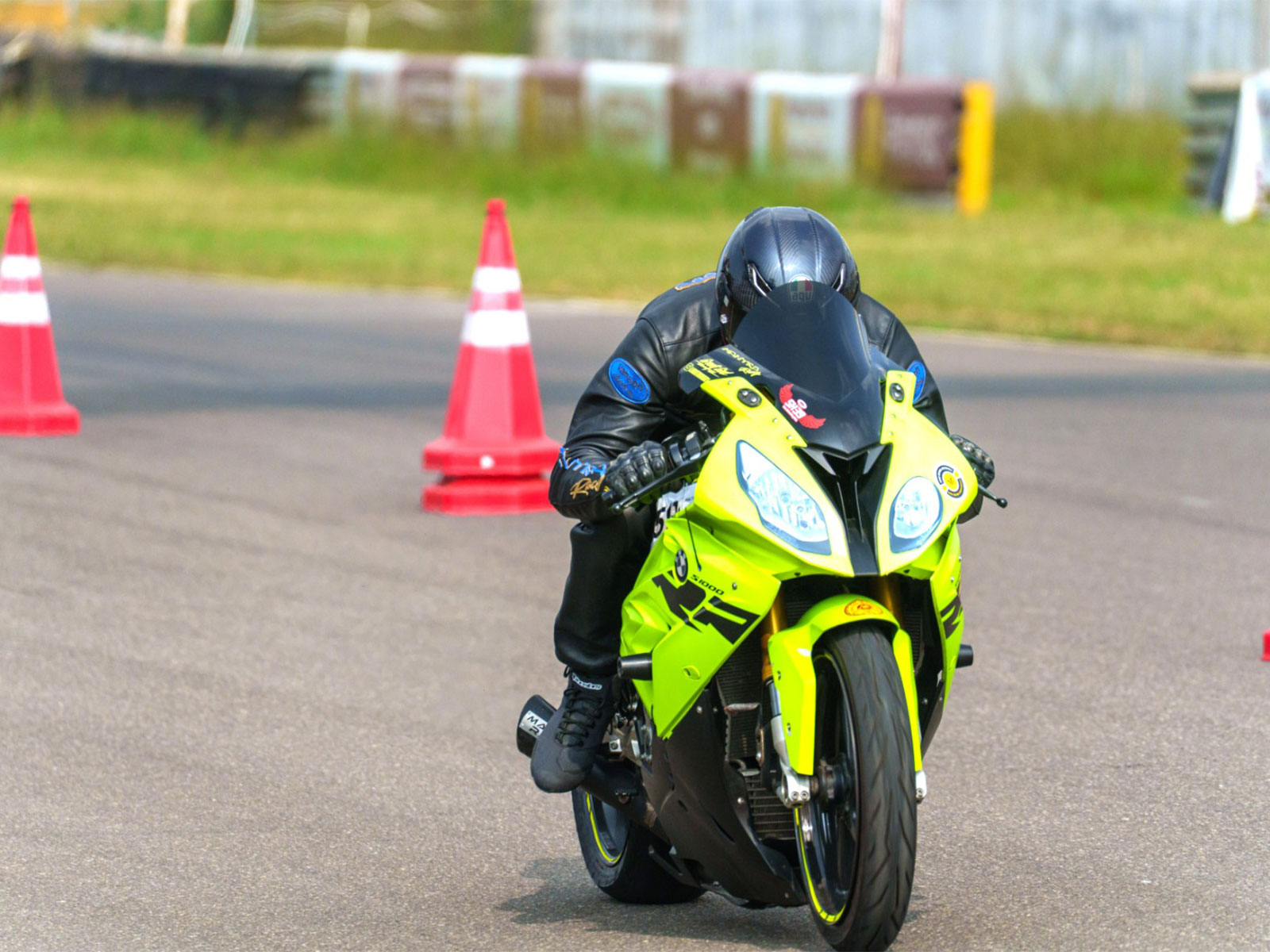 Indian National Motorcycle Drag Racing Championship 2025 in action (Photo: FMSCI)