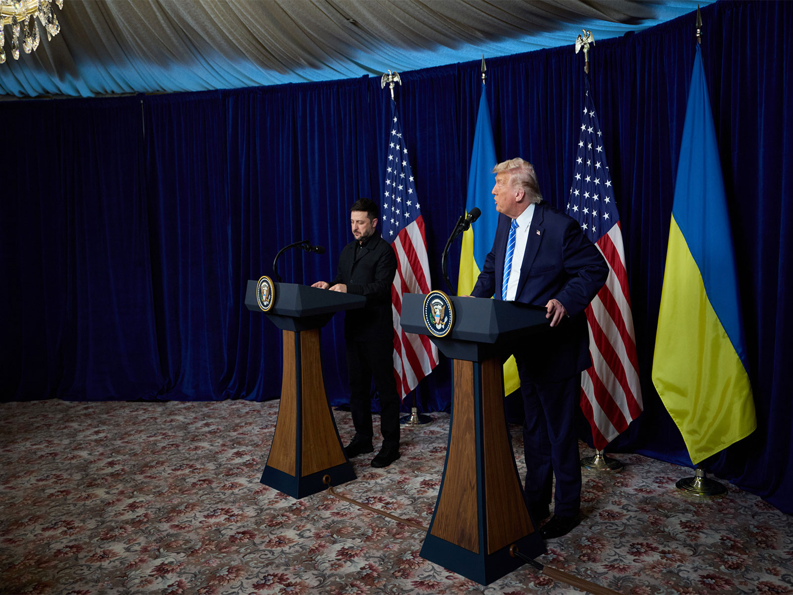 US President Donald Trump with Ukrainian President Volodymyr Zelenskyy (Photo/X@ZelenskyyUa)