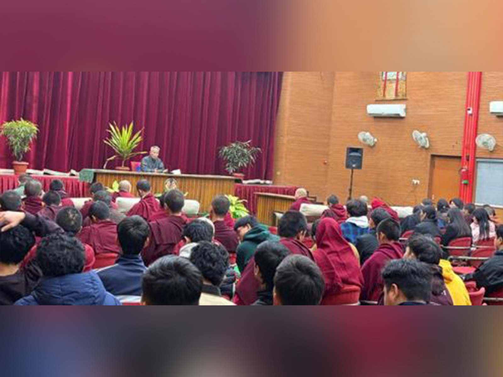Public Service Commissioner visits Central Institute of Higher Tibetan Studies (Photo: X@CTA_TibetdotNet)