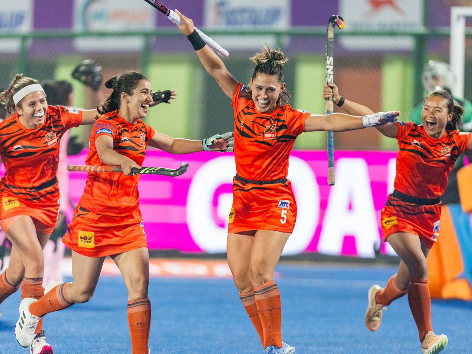 Shrachi Bengal Tigers players celebrating (Photo/HIL)