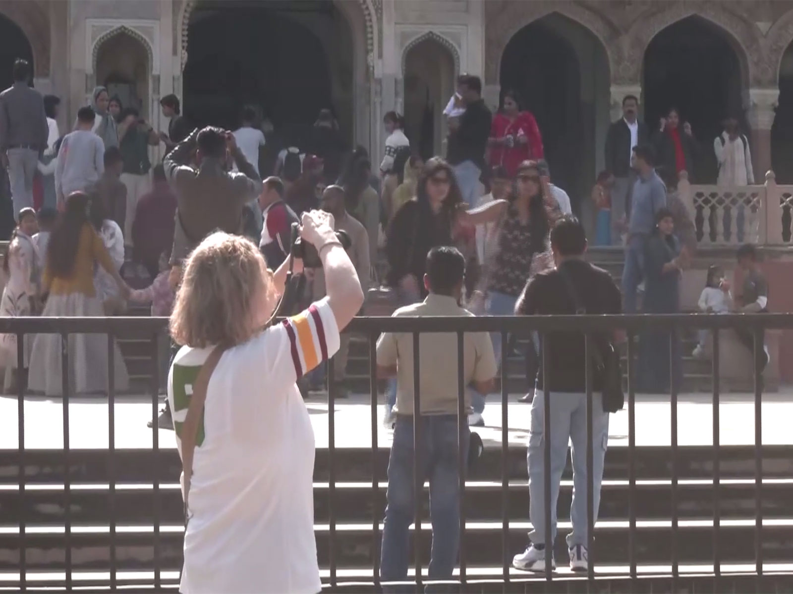 Jaipur witnesses a huge influx of tourists (Photo/ANI)