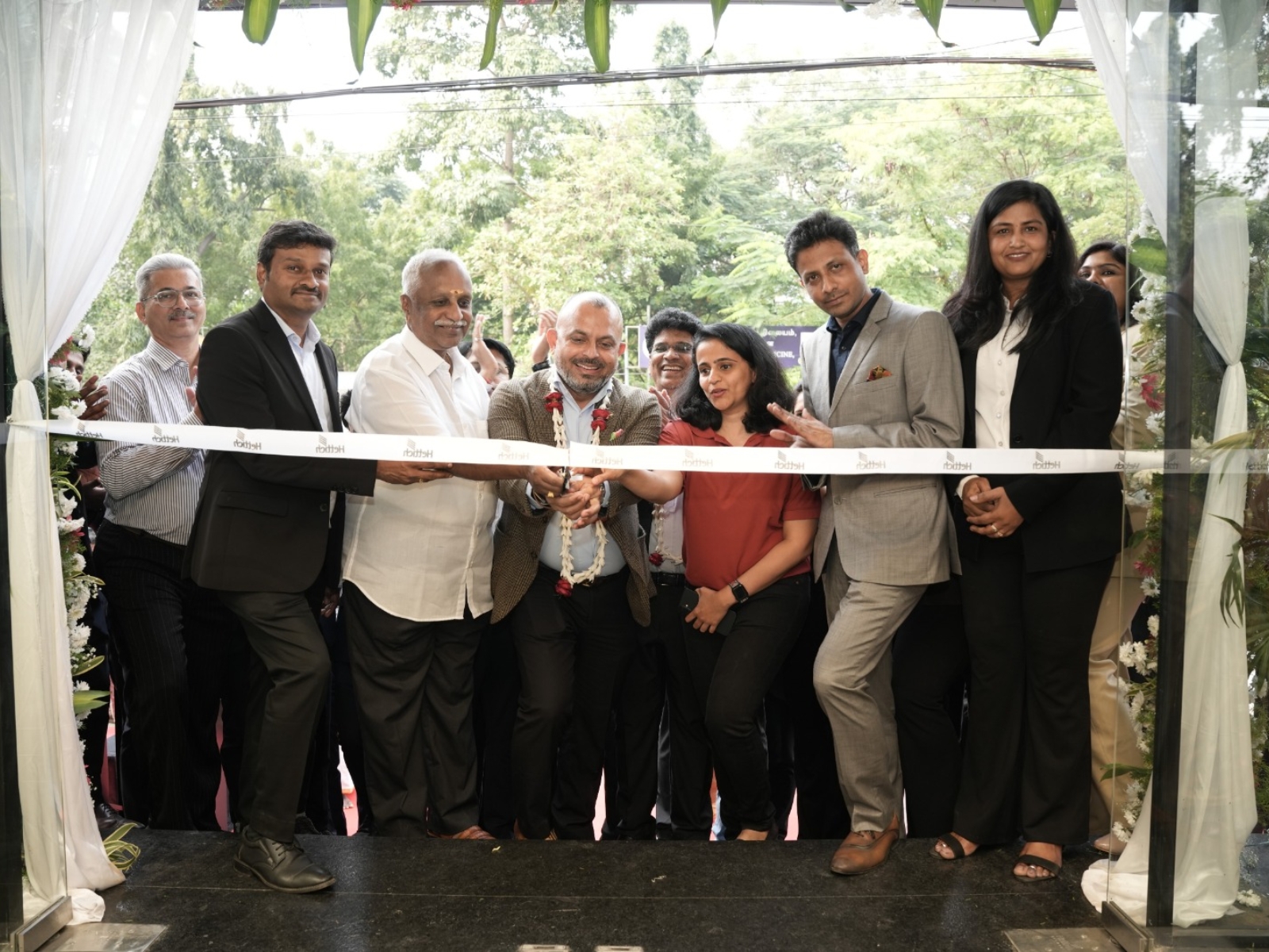 L–R: Nanda Kishor (ZSM, Hettich India), Rahul Thakkar (Director–Sales, Hettich India), Kaavya Sekar (Director, Auvery Buildtech & Haus Concepts), Ankit Kulshrestha (Head–APC/HEX/LIGHTS).