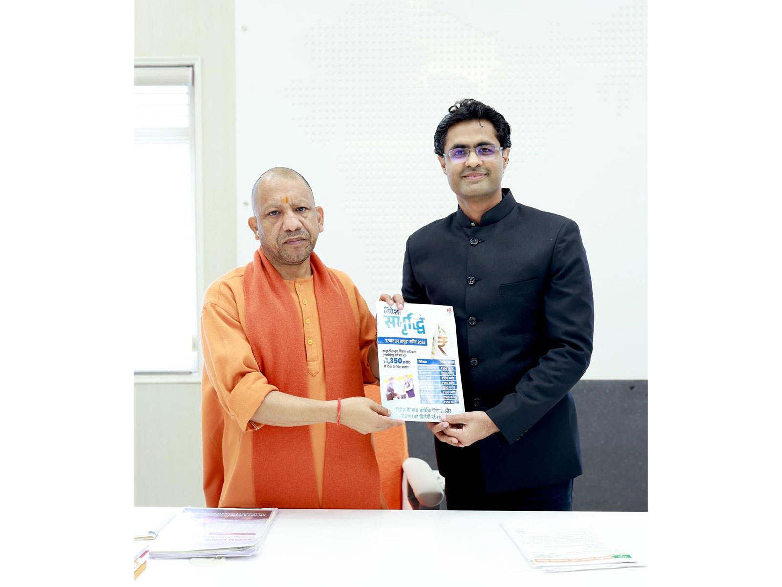 Lucknow: HPDA Vice Chairman Dr. Nitin Gaur Meets CM Yogi; Important Discussion Held on Investor Summit and Industrial Establishment