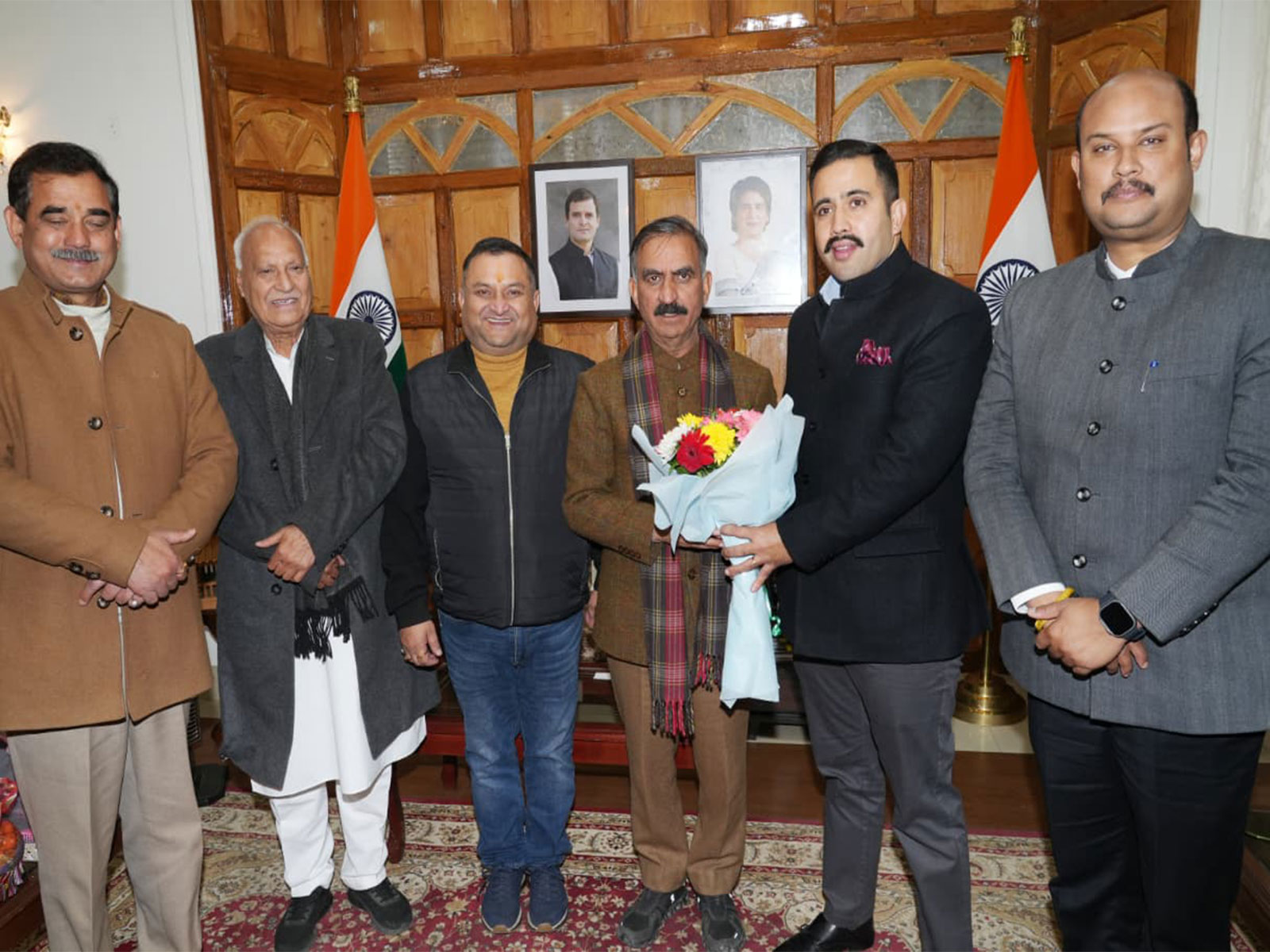 Officials extend New Year greetings to CM Sukhvinder Singh Sukhu (Photo/CMO)