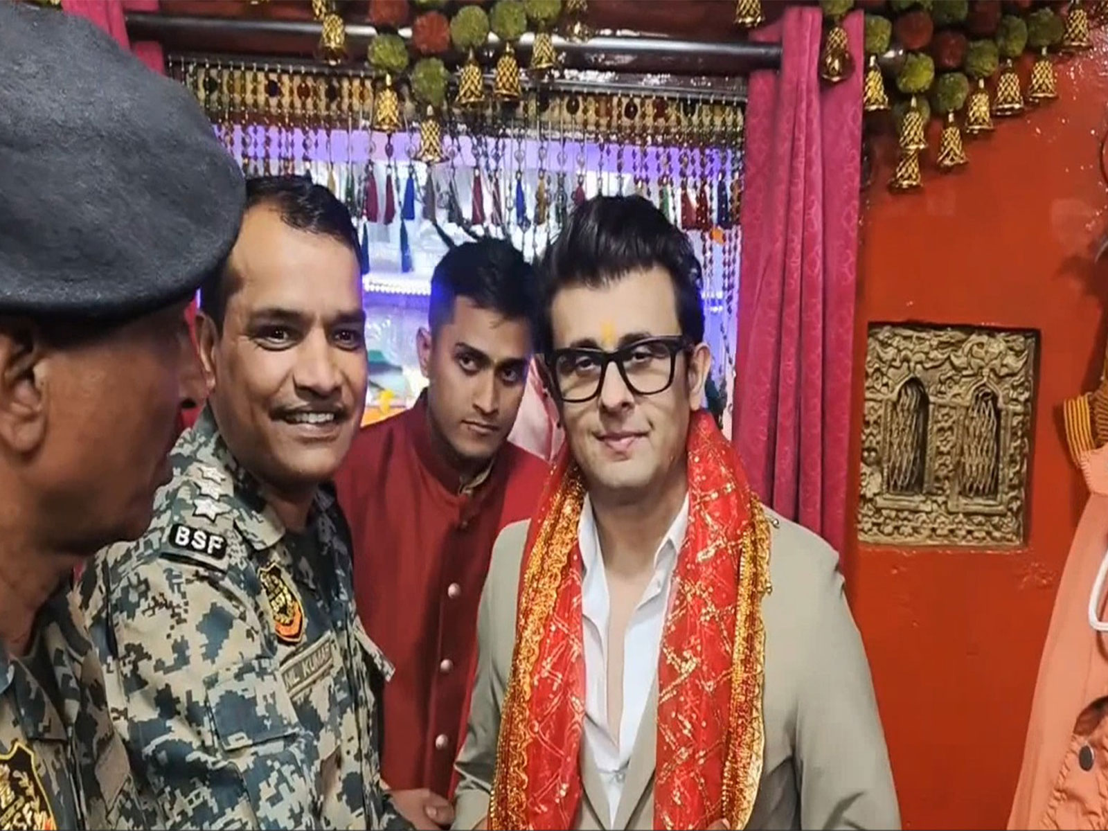 Sonu Nigam (Photo: ANI)