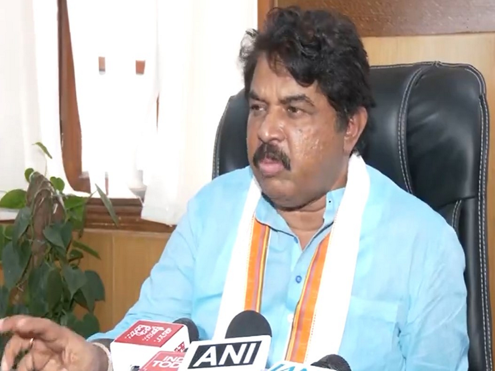 Karnataka Assembly Leader of Opposition R Ashoka (Photo/ANI)