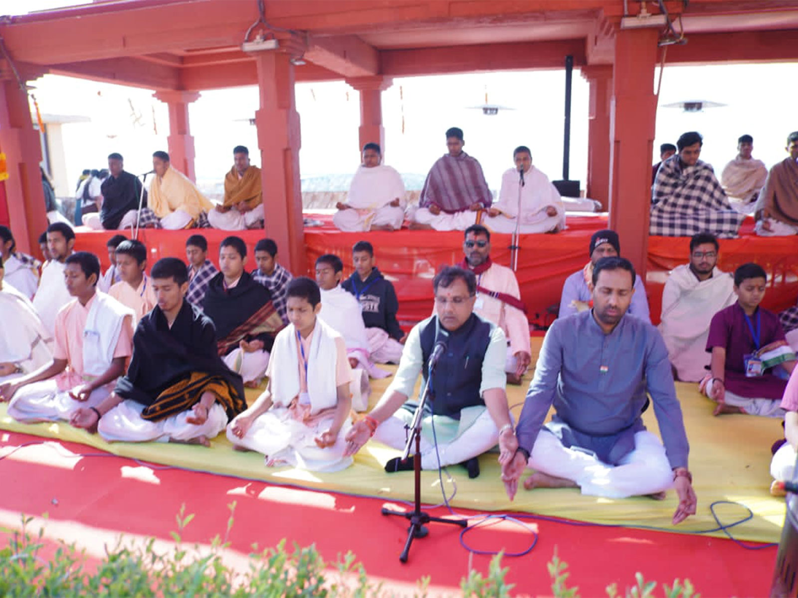 Gujarat Minister Pradyuman Vaja participate in Omkar chanting  (Photo: CMO)