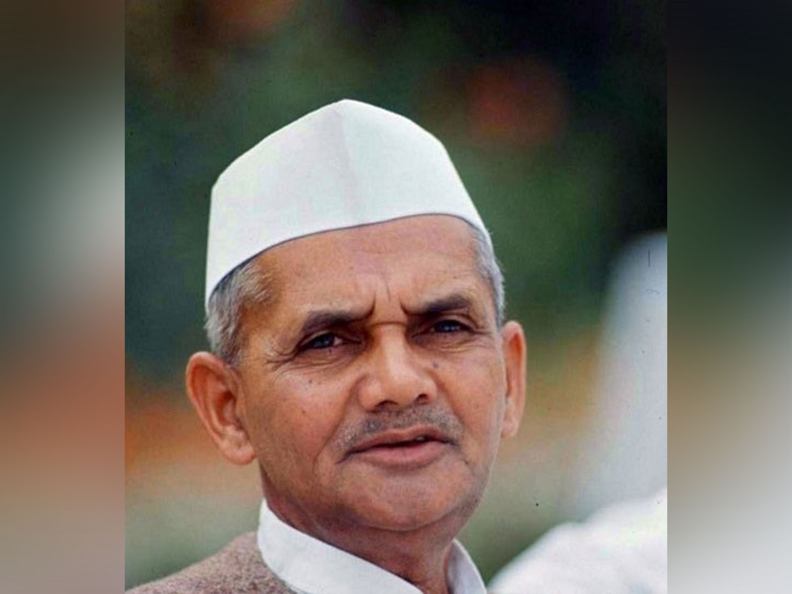 Former Prime Minister Lal Bahadur Shastri (Photo/Facebook/aruntewariiINC)
