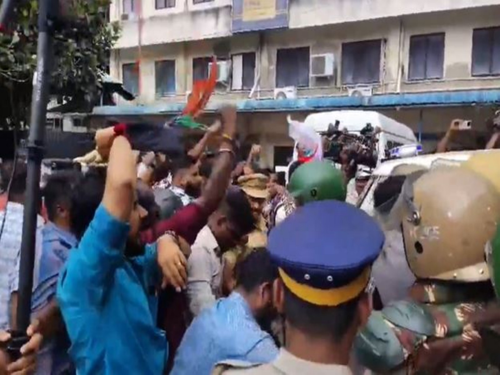 BJP workers staged a protest outside  Pathanamthitta General Hospital (Photo/ANI)