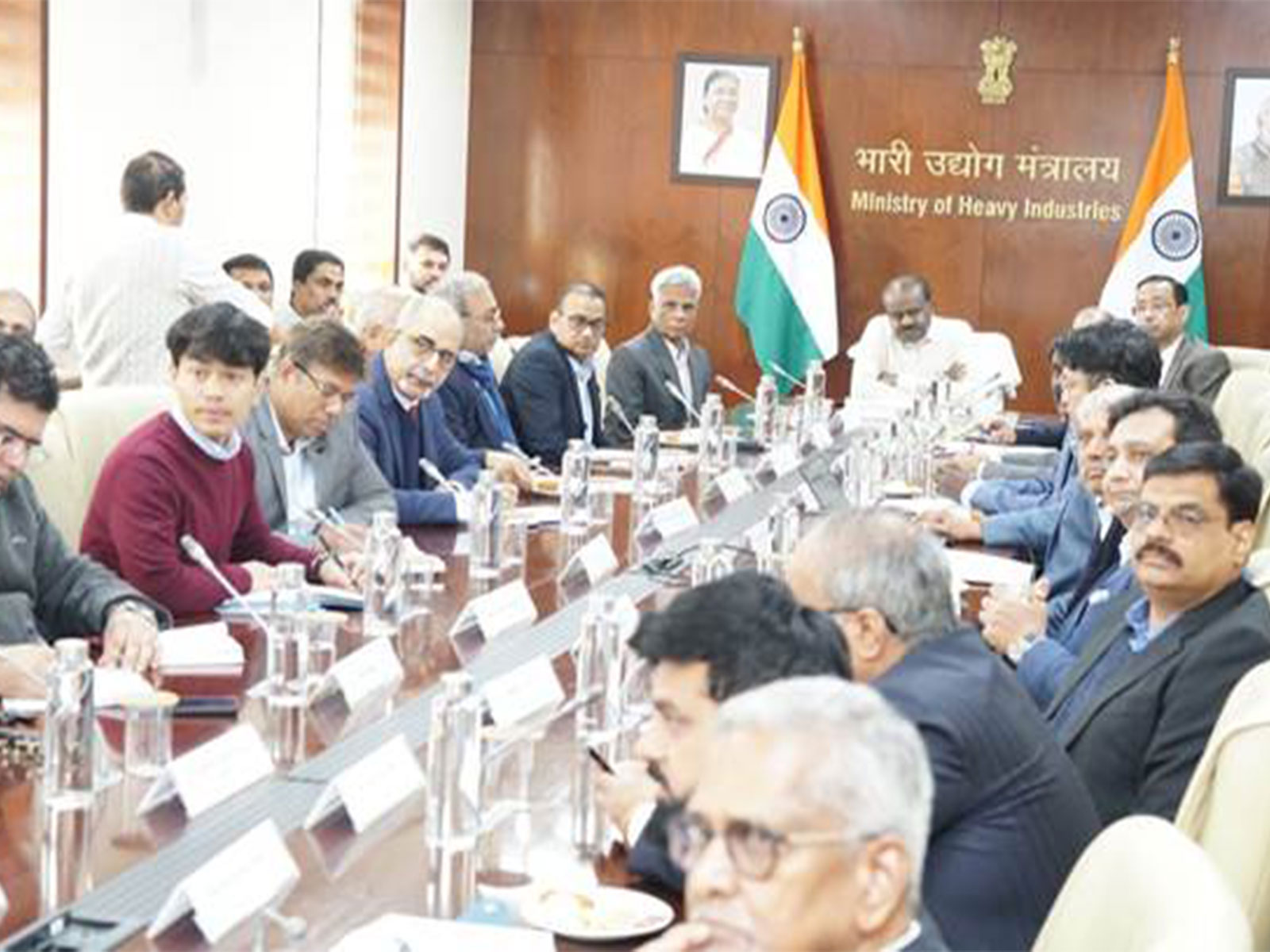 HD Kumaraswamy chairs stakeholder consultation meeting on Rare Earth Magnet Manufacturing Scheme. (Photo: PIB)