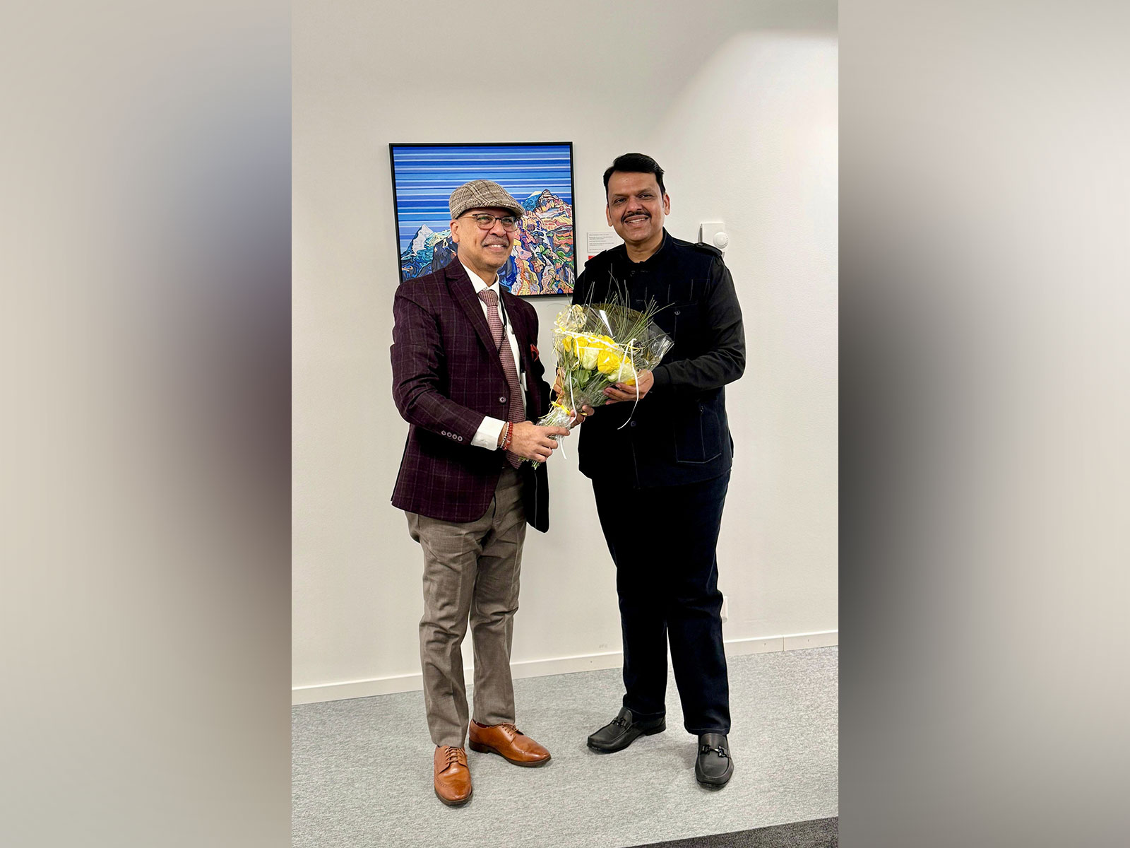 Indian Ambassador to Switzerland Mridul Kumar extended a warm welcome to Maharashtra CM Devendra Fadnavis as he landed at Zurich, Switzerland (Image: X/@CMOMaharashtra)