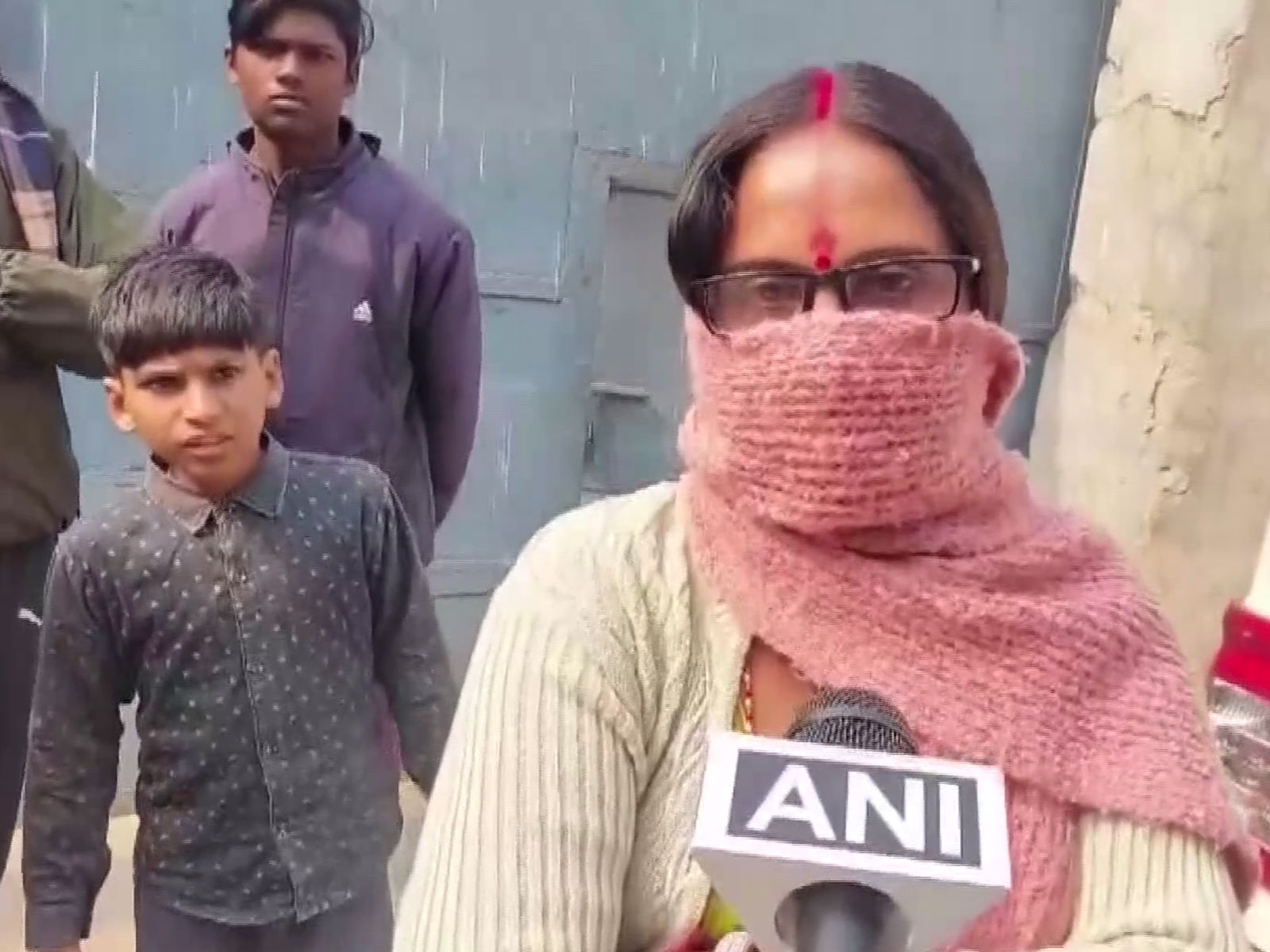 Parents of Patna hostellers speaks after being denied entry. (Photo/ANI)