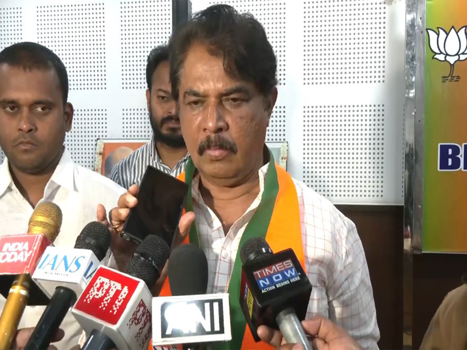 Karnataka Leader of Opposition and BJP leader R Ashoka (Photo/ANI)