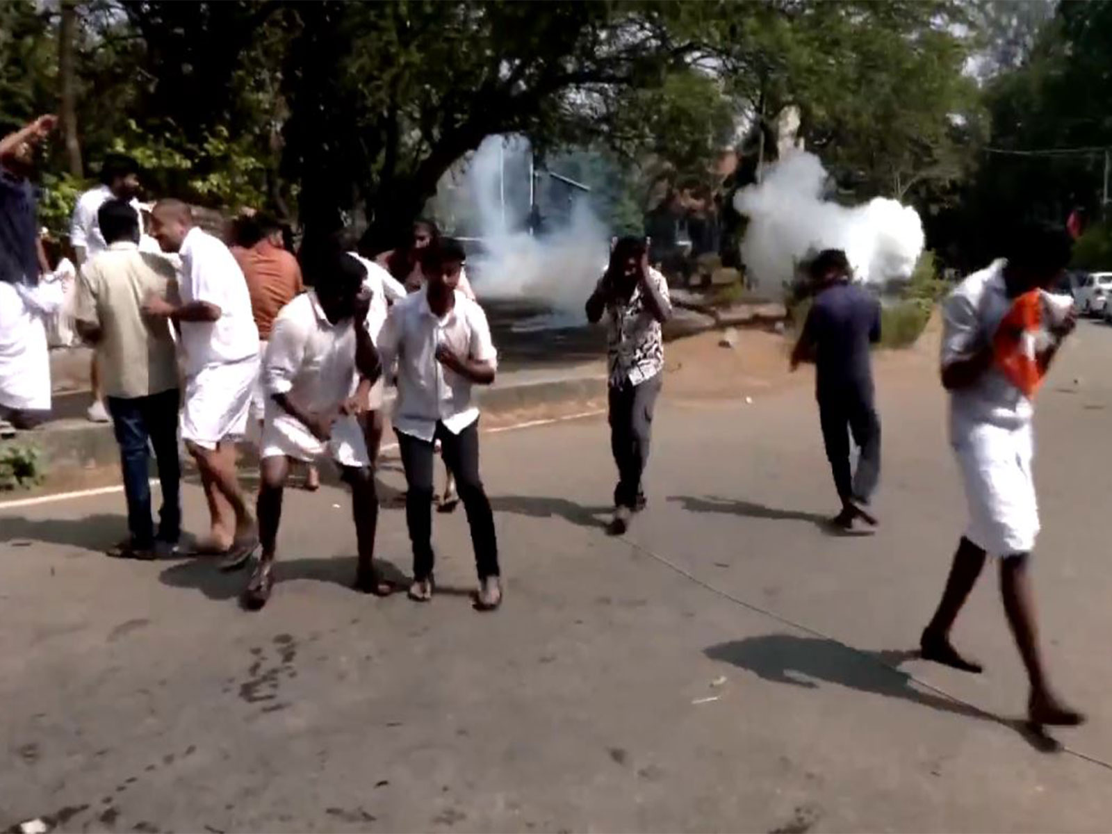 Kerala: Tear gas deployed to stop Youth Congress Sabarimala protest (Photo/ANI)