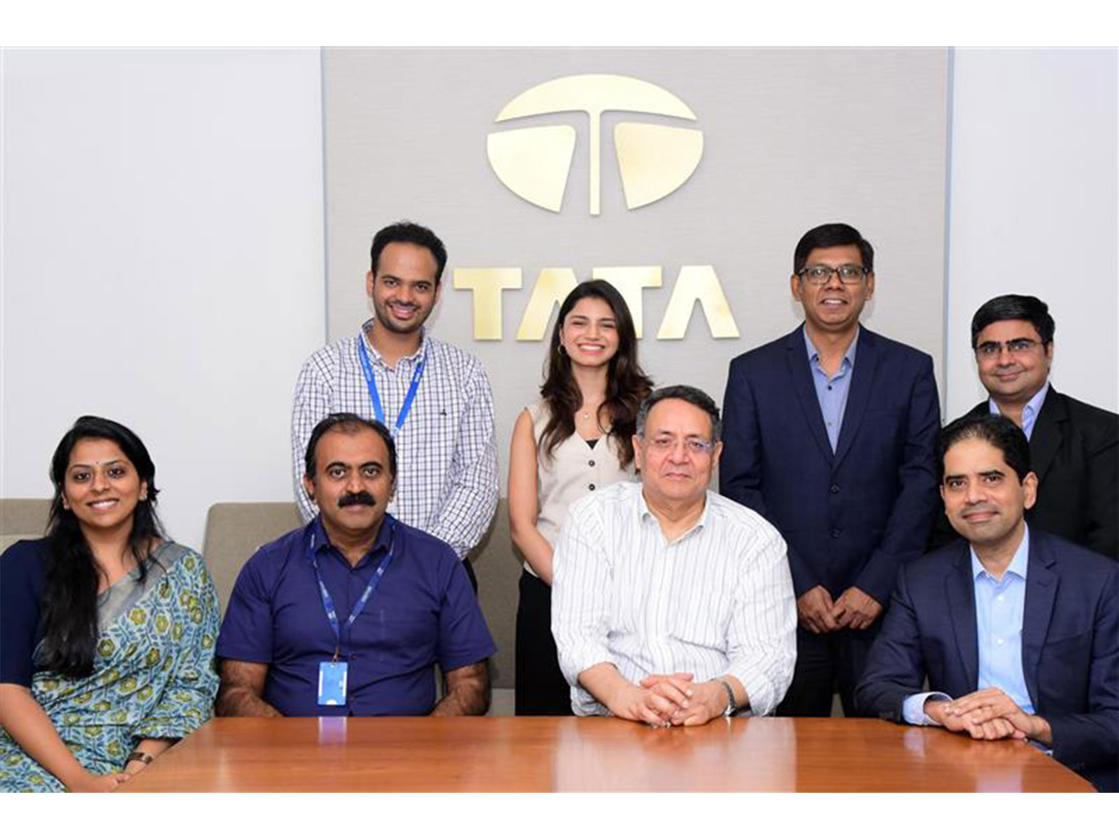 Sitting from L-R – Ms. Neha Joson, MD, Etome, Mr. Joson Thomas, Director, Etome, Mr. KRS Jamwal, ED, TIL, and Chairman, TCE and Mr. Tarun Bhojwani, CEO, TCE