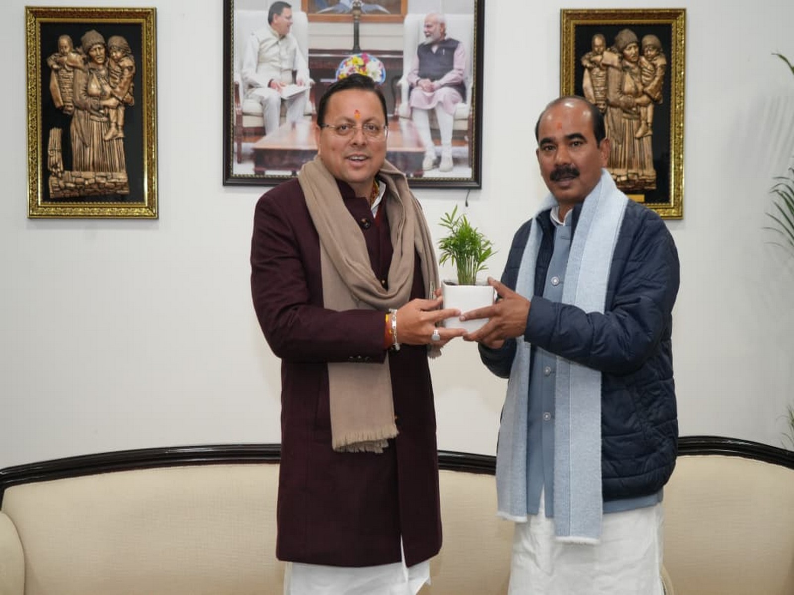 Uttarakhand Chief Minister Pushkar Singh Dhami met Union Minister of State for Road Transport and Highways Ajay Tamta  (Photo/Uttarakhand CMO)