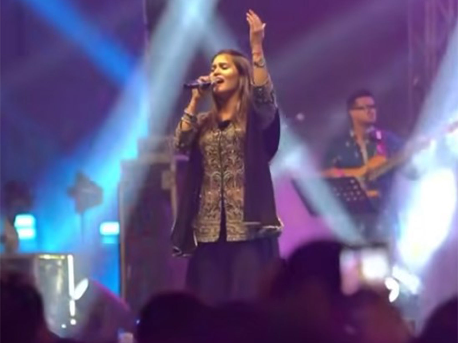 Bhajan Clubbing (Photo/@BJP4India)