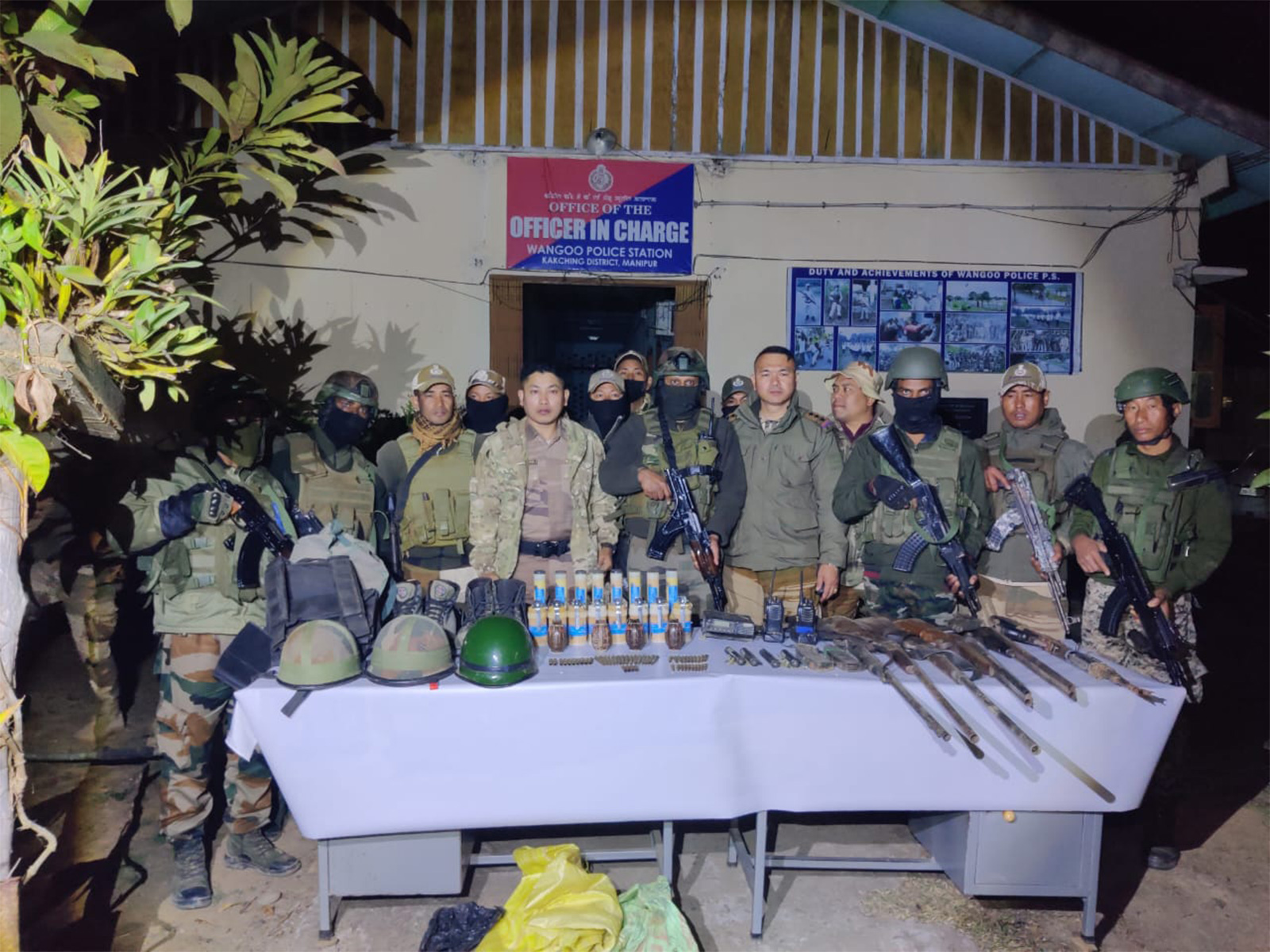 Police personnel with seized arms and ammunition (Photo/ Manipur Police)
