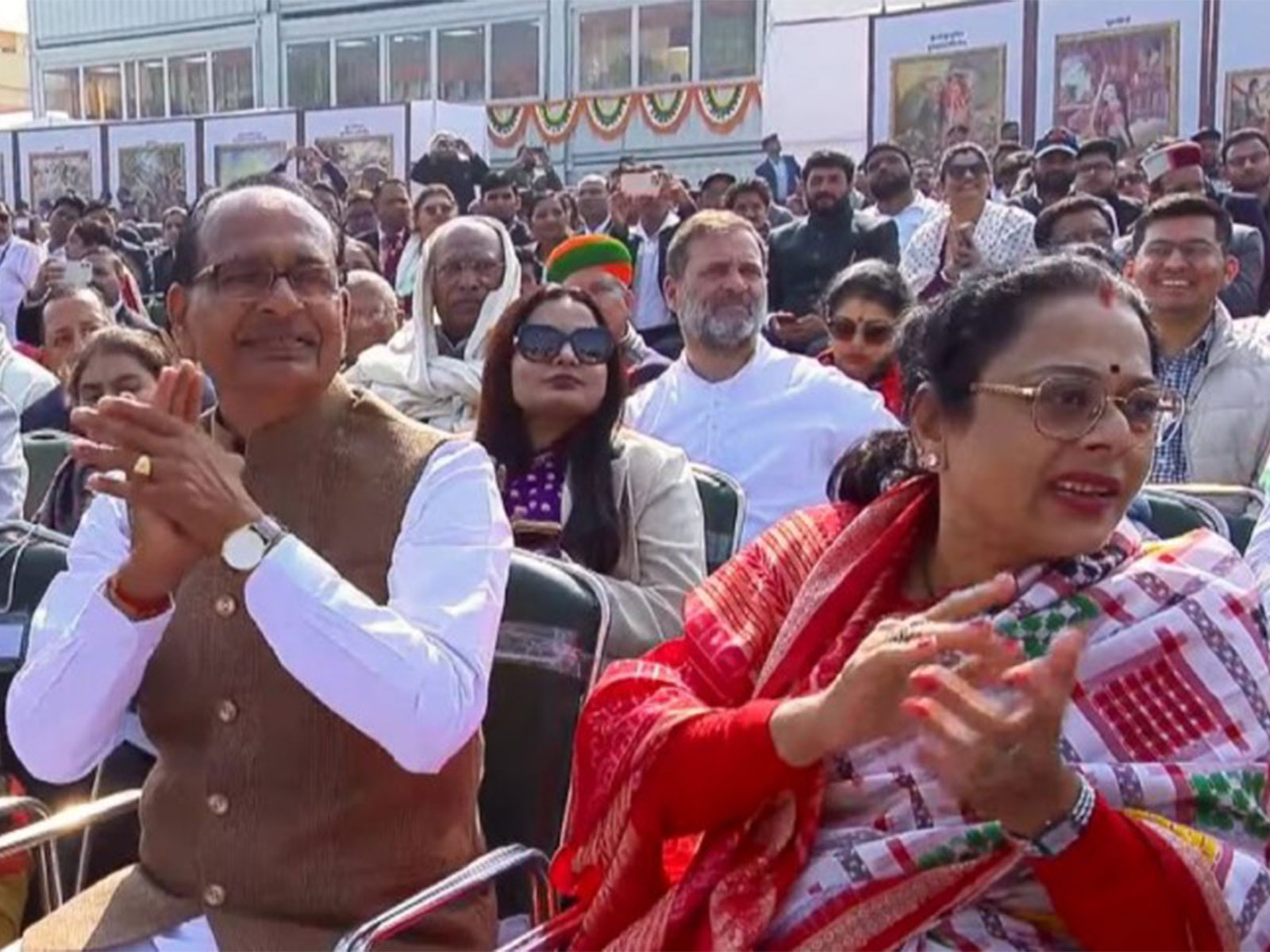 Rahul Gandhi and Mallikarjun Kharge on third row behind Shivraj Singh Chauhan (Photo/X@VTankha)