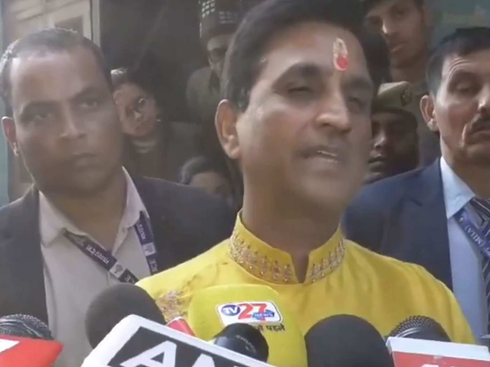 Poet Kumar Vishvas  Ramkatha  (Photo/ANI)