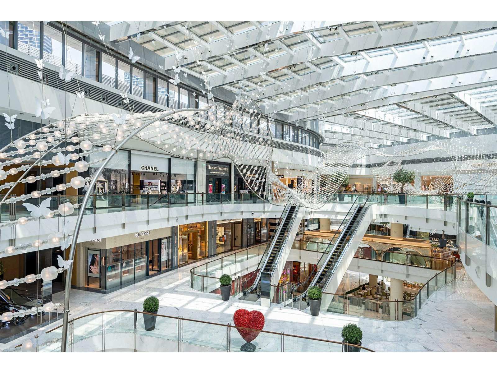 Global Superstars Begin Arriving in Dubai for Dubai Mall Global Fashion Awards