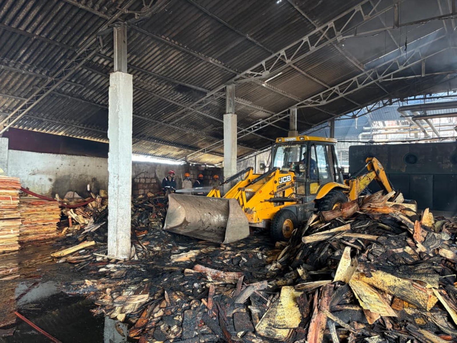 Aftermath of the fire at the Plywood manufacturing company in Kannur, Kerala (Photo/ANI)