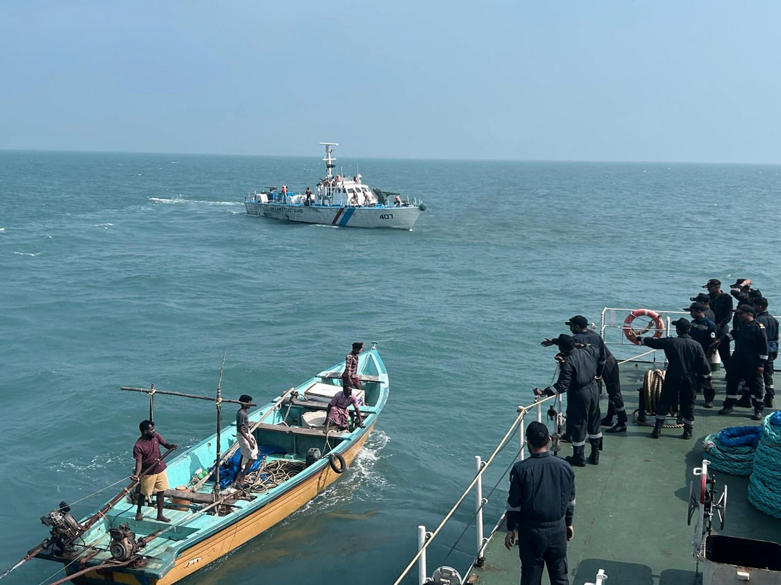 Indian Coast Guard (Photo/ @IndiaCoastGuard) Indian Coast Guard (Photo/ @IndiaCoastGuard)