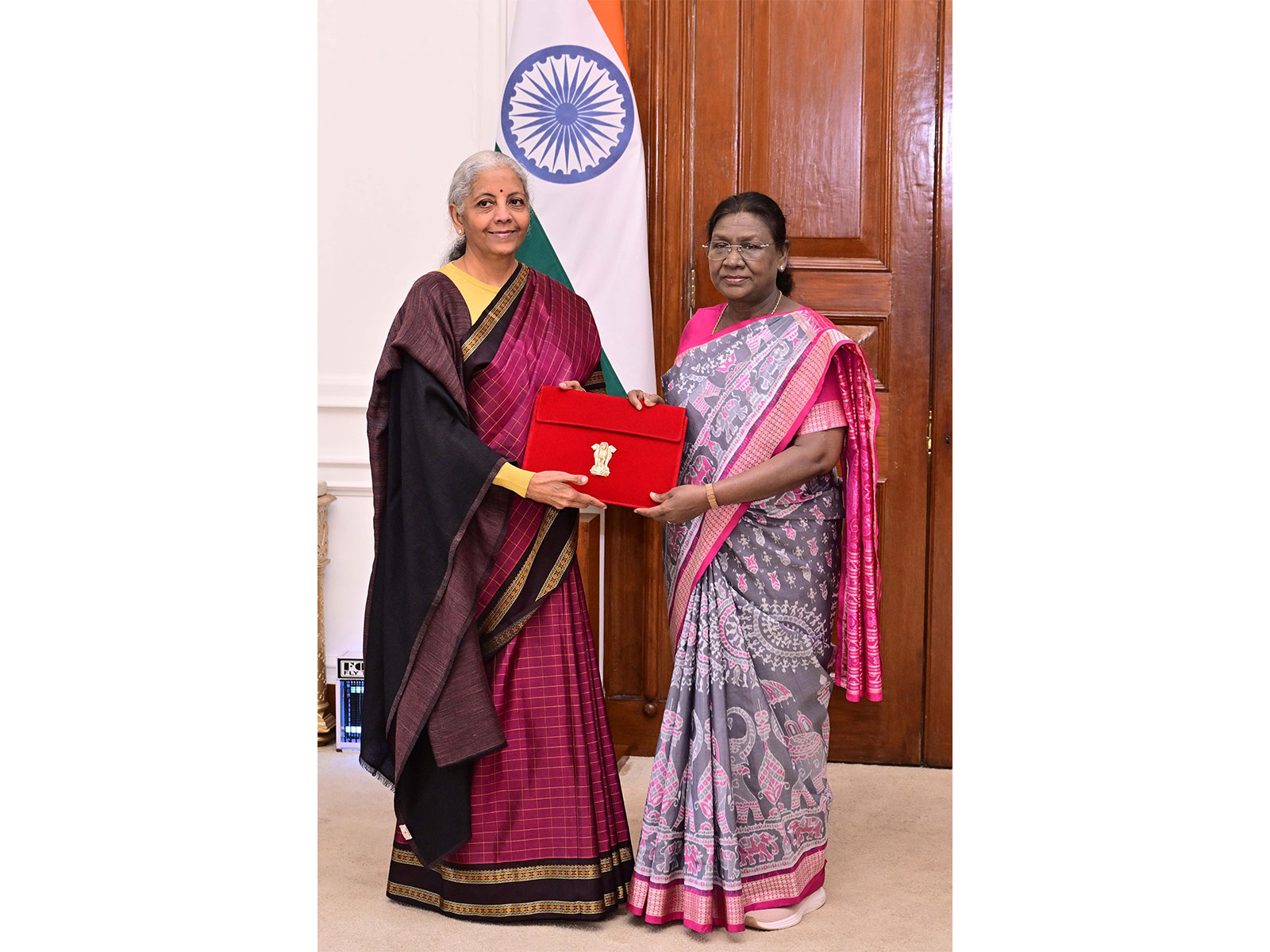 FM Nirmala Sitharaman with President Murmu (Photo/ANI)