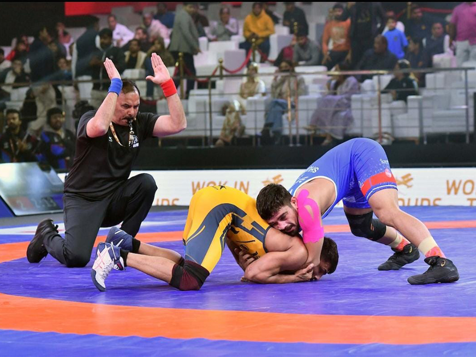 Delhi Dangal Warriors and Maharashtra Kesari in action. (Photo: PWL)
