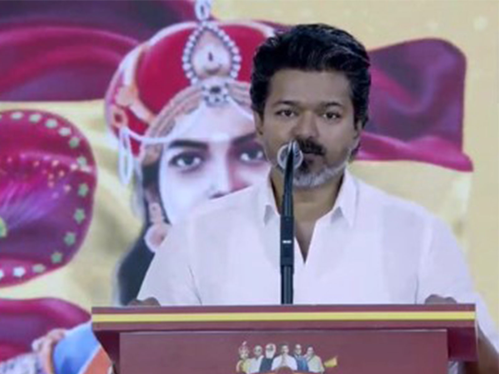 நாங்கள் தான் டாப் என்ஜின்": டி.வி.கே தலைவர் விஜய், தமிழக சட்டசபை தேர்தலில் ' விசில்' சின்ன வெற்றியை உறுதி செய்யுமாறு தொண்டர்களுக்கு ...