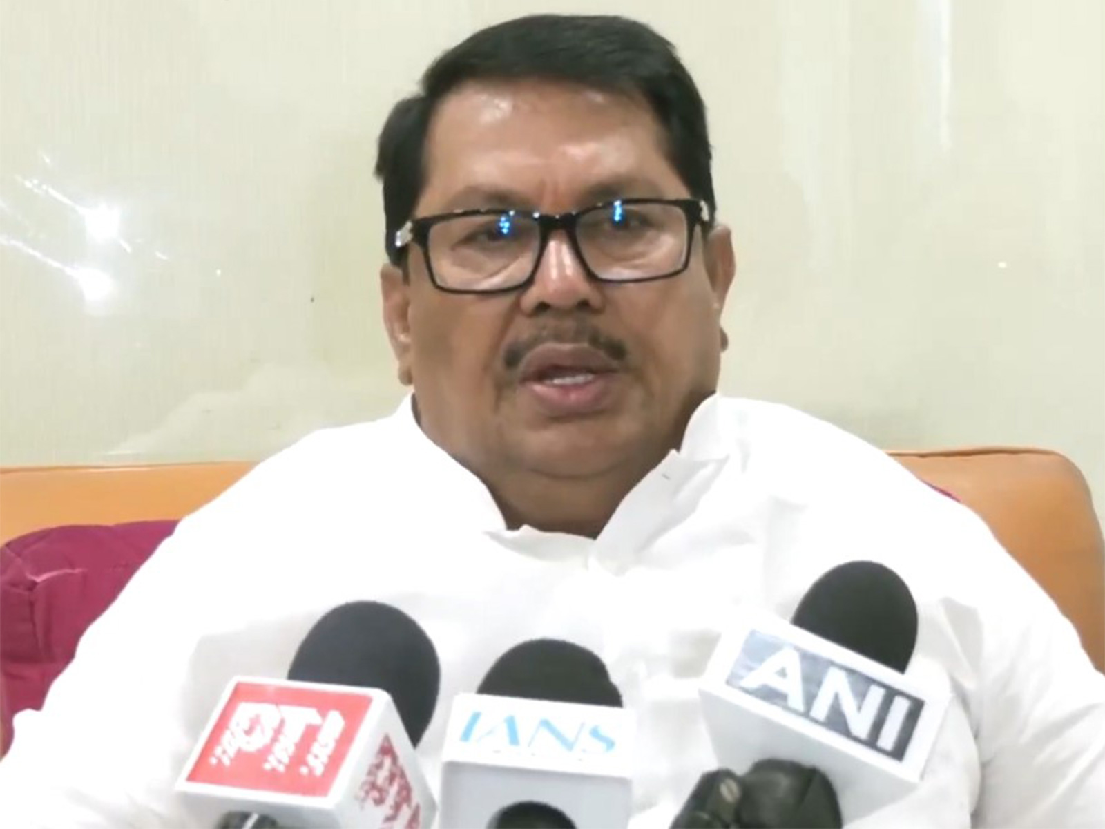 Congress leader Vijay Wadettiwar  (Photo/ANI)