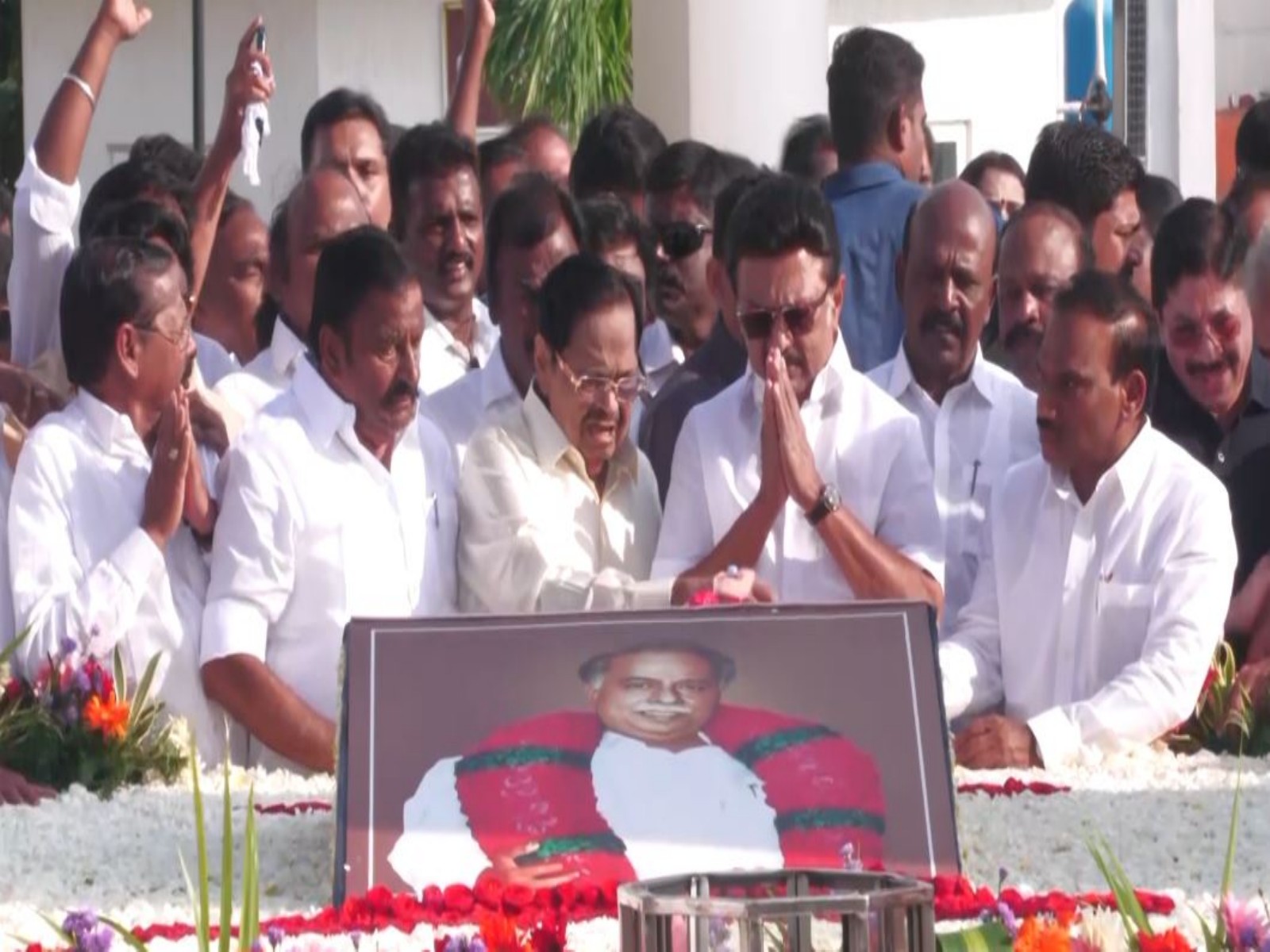 Tamil Nadu CM MK Stalin pays tribute to former CM Annadurai (Photo/ANI)