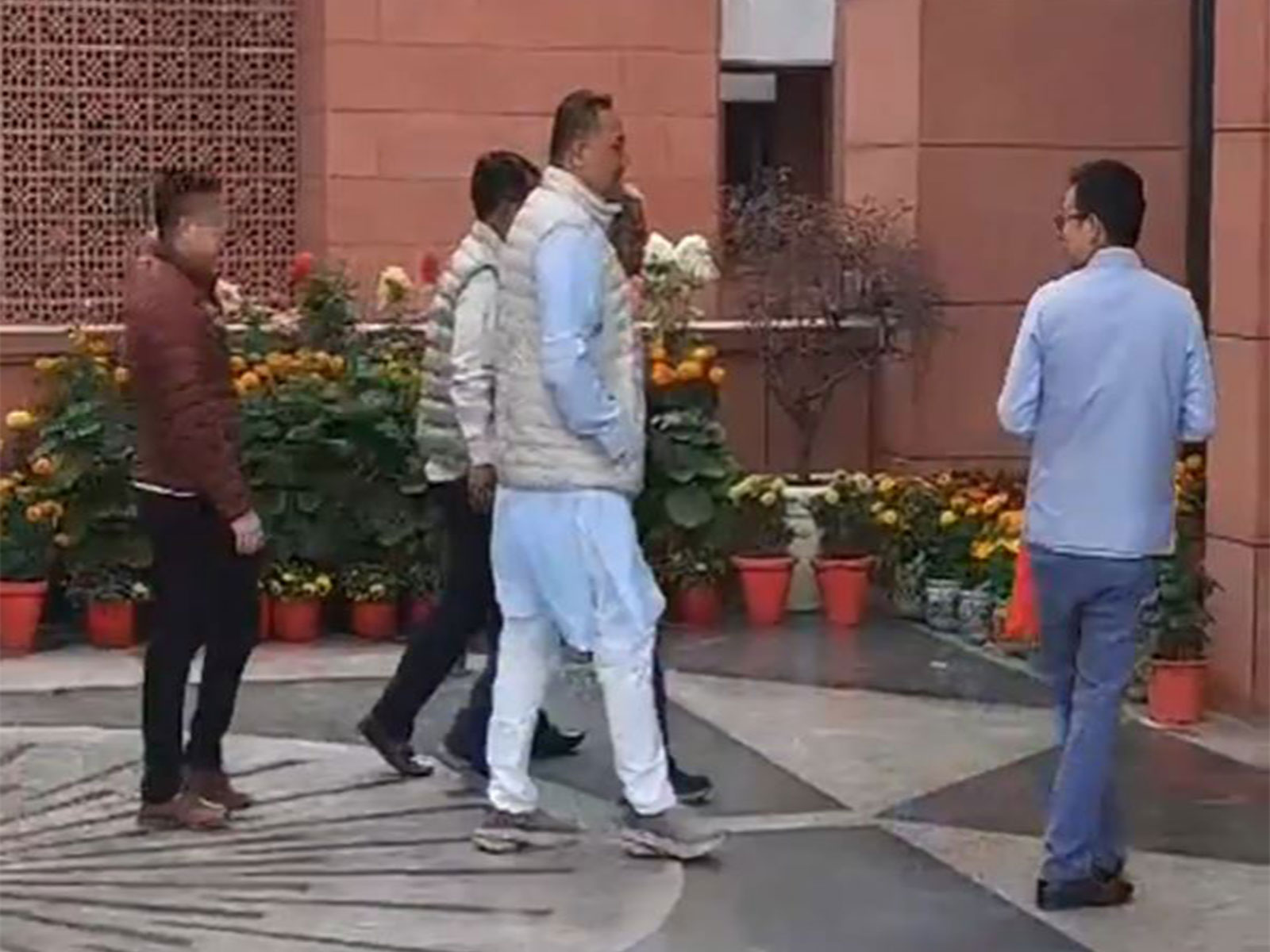 Manipur MLAs arriving  at BJP headquarters in Delhi (Photo/ANI)