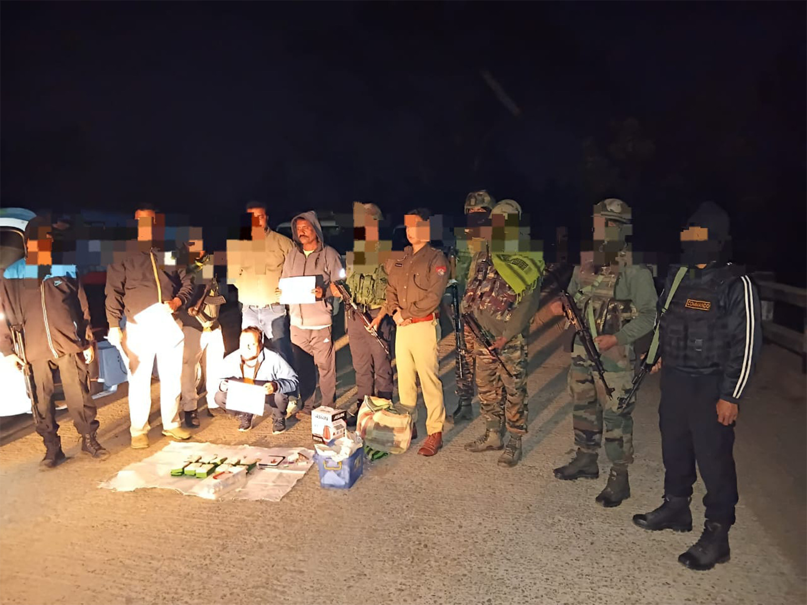 Assam Rifles seize heroin worth Rs 60 lakh (Photo/HQ IGAR (East)) Assam Rifles seize heroin worth Rs 60 lakh (Photo/HQ IGAR (East))