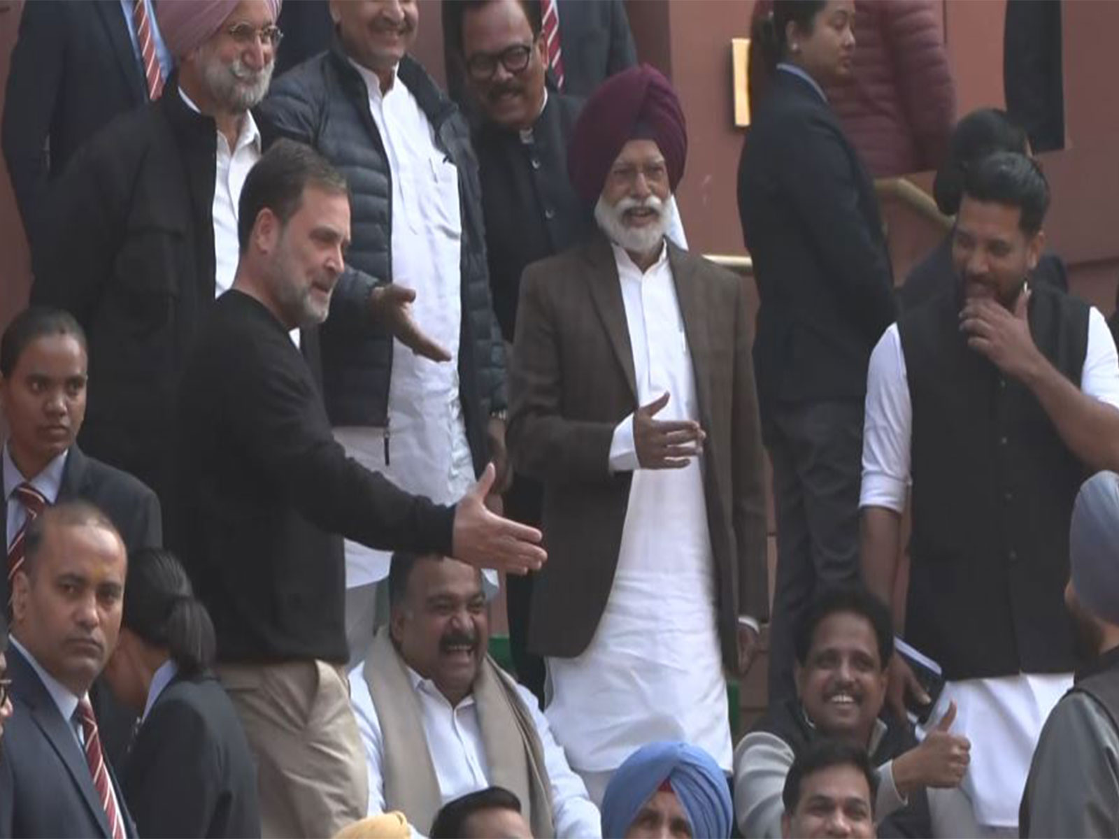 Lok Sabha LoP Rahul Gandhi with Union MoS Ravneet Bittu (Photo/ANI)
