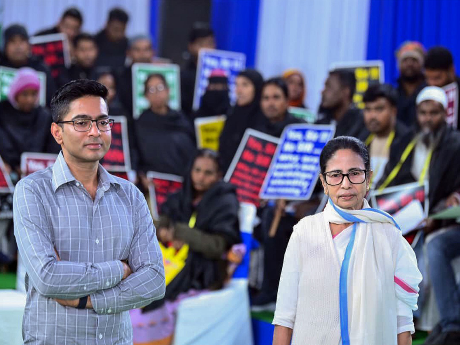 West Bengal CM Mamata Banerjee meets with people allegedly affected by SIR exercise (Photo/ANI)
