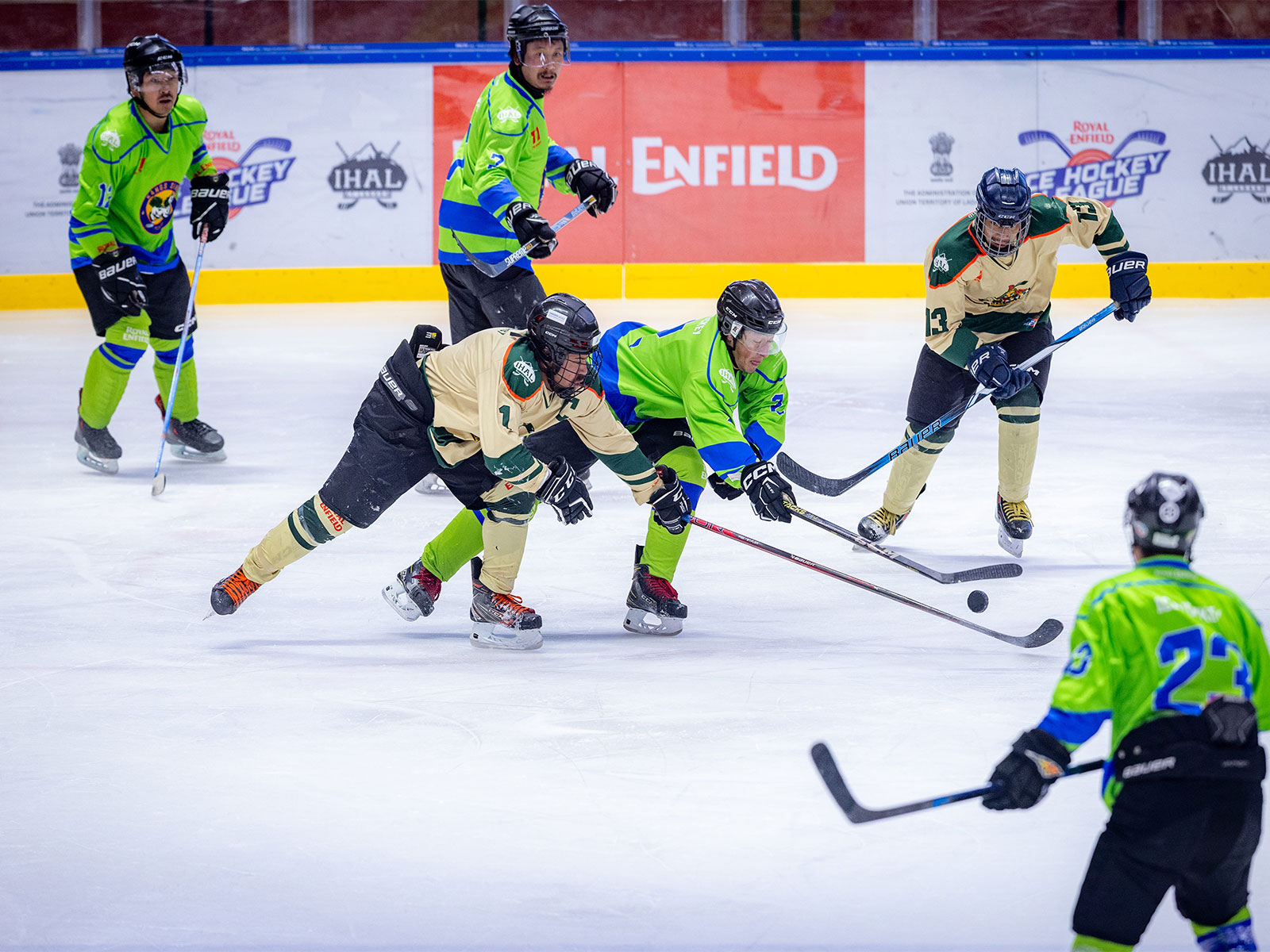 Kangs Sing and Purig Warriors players in action. (Photo: Ice Hockey League)